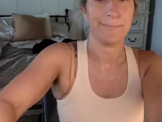 Anastasiaaaaa's Live Sex Cam Show
