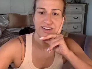 Anastasiaaaaa's Live Sex Cam Show