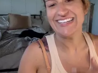 Anastasiaaaaa's Live Sex Cam Show