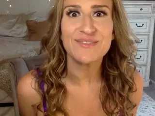 Anastasiaaaaa's Live Sex Cam Show
