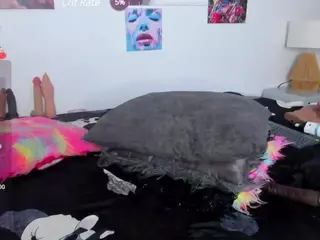 ebony-cutte's Live Sex Cam Show
