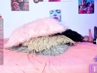 ebony-cutte's Live Sex Cam Show