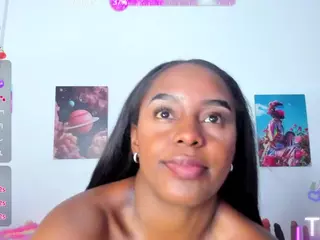 ebony-cutte's Live Sex Cam Show
