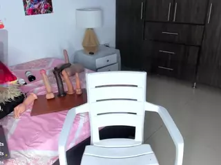 ebony-cutte's Live Sex Cam Show