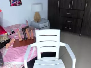 ebony-cutte's Live Sex Cam Show