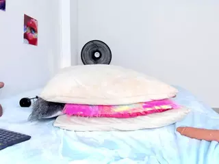 ebony-cutte's Live Sex Cam Show