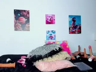 ebony-cutte's Live Sex Cam Show