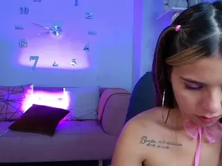 sloppy-kitty's Live Sex Cam Show