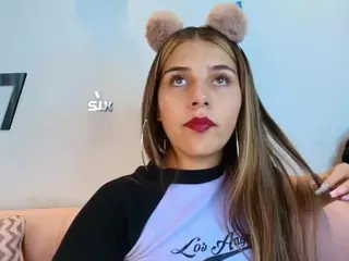 sloppy-kitty's Live Sex Cam Show