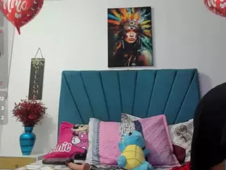 Dubraska1's Live Sex Cam Show