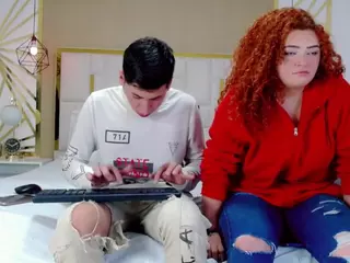 flirtyfusion-f's Live Sex Cam Show