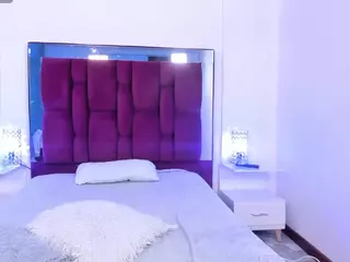 leyna-angels's Live Sex Cam Show