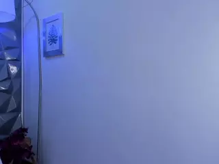 leyna-angels's Live Sex Cam Show