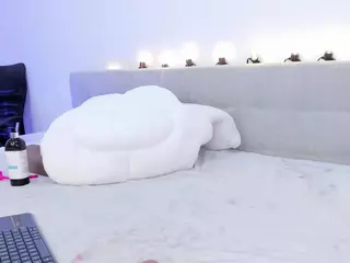 MadelaneCoote's Live Sex Cam Show