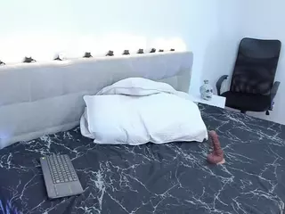 MadelaneCoote's Live Sex Cam Show