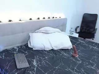 MadelaneCoote's Live Sex Cam Show