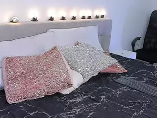 MadelaneCoote's Live Sex Cam Show