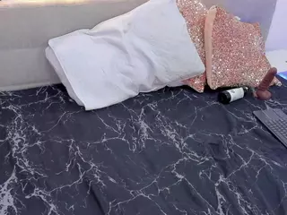 MadelaneCoote's Live Sex Cam Show