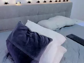 MadelaneCoote's Live Sex Cam Show