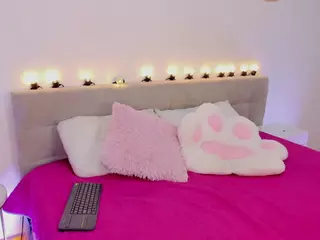 MadelaneCoote's Live Sex Cam Show
