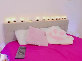 MadelaneCoote's Live Sex Cam Show