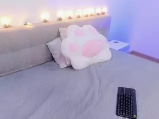 MadelaneCoote's Live Sex Cam Show