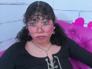 SAFIRO-AGATA's Live Sex Cam Show