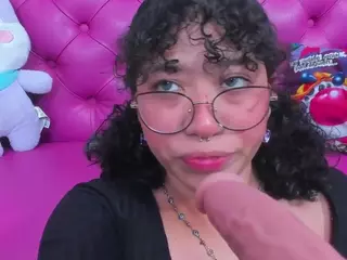SAFIRO-AGATA's Live Sex Cam Show