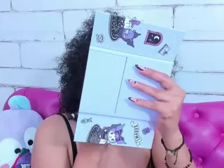 SAFIRO-AGATA's Live Sex Cam Show