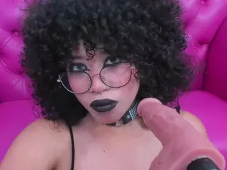 SAFIRO-AGATA's Live Sex Cam Show
