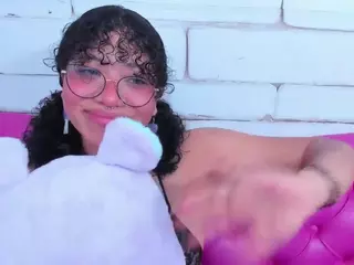 SAFIRO-AGATA's Live Sex Cam Show