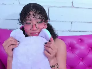 SAFIRO-AGATA's Live Sex Cam Show