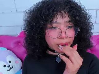 SAFIRO-AGATA's Live Sex Cam Show