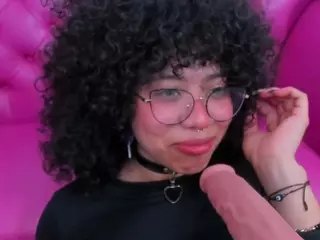 SAFIRO-AGATA's Live Sex Cam Show