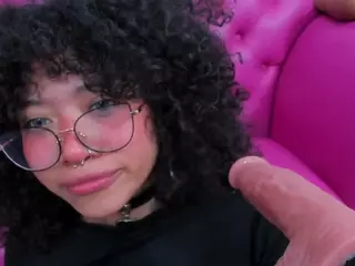 SAFIRO-AGATA's Live Sex Cam Show