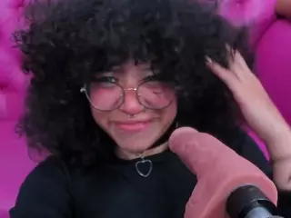 SAFIRO-AGATA's Live Sex Cam Show