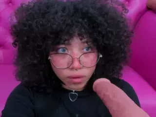 SAFIRO-AGATA's Live Sex Cam Show