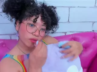 SAFIRO-AGATA's Live Sex Cam Show