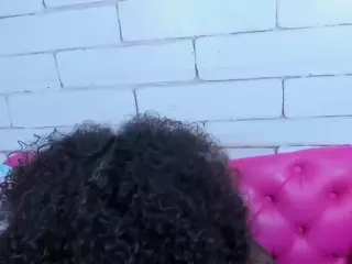 SAFIRO-AGATA's Live Sex Cam Show