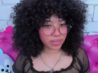 SAFIRO-AGATA's Live Sex Cam Show