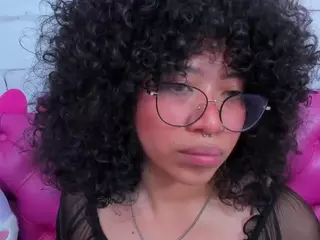 SAFIRO-AGATA's Live Sex Cam Show