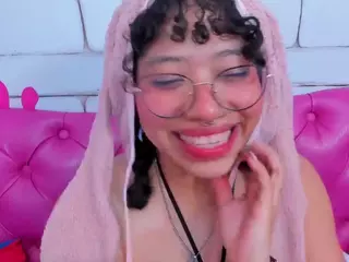 SAFIRO-AGATA's Live Sex Cam Show