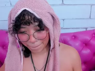 SAFIRO-AGATA's Live Sex Cam Show