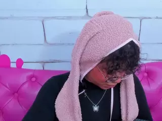 SAFIRO-AGATA's Live Sex Cam Show