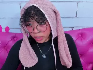 SAFIRO-AGATA's Live Sex Cam Show