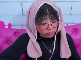 SAFIRO-AGATA's Live Sex Cam Show