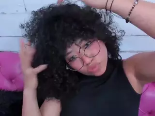 SAFIRO-AGATA's Live Sex Cam Show