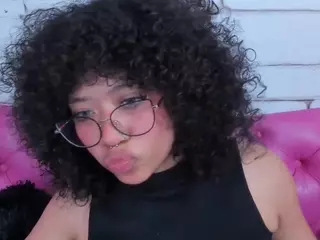 SAFIRO-AGATA's Live Sex Cam Show