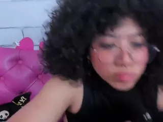 SAFIRO-AGATA's Live Sex Cam Show