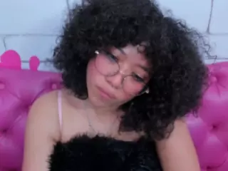 SAFIRO-AGATA's Live Sex Cam Show
